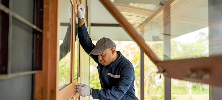 Energy-efficient Window Insulation in Three Lakes, FL