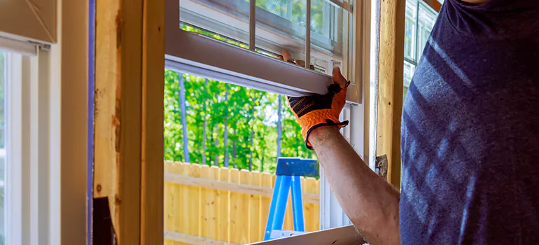>Bay Window Curtain Rail Track in Three Lakes, FL