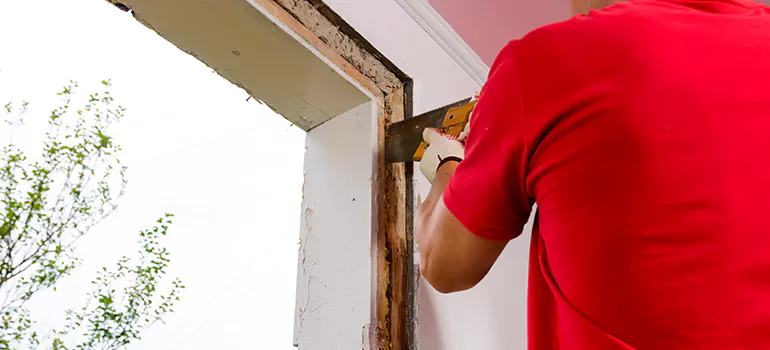 Residential Accordion Door Repair in Three Lakes, FL