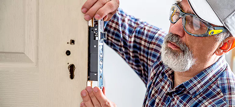 Exterior Door Handle Replacement in Three Lakes, FL