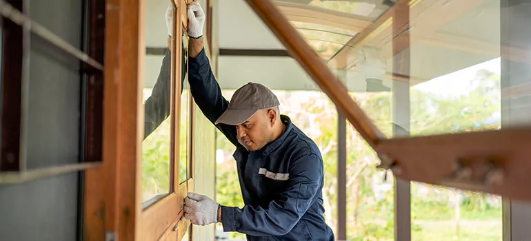 Double Hung Vinyl Window Sash Replacement in Three Lakes, FL